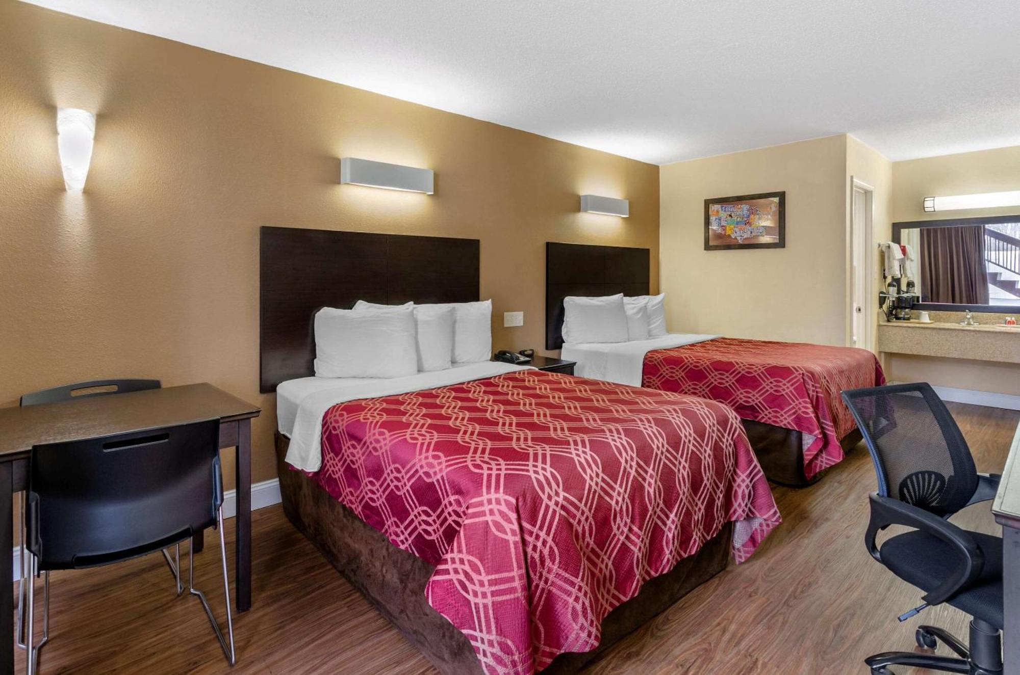 Double Room with Two Double Beds - Smoking,1705934686:JPEG
