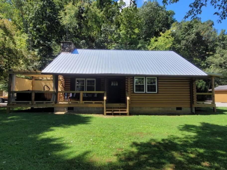 Two-Bedroom House,1372193075:JPEG