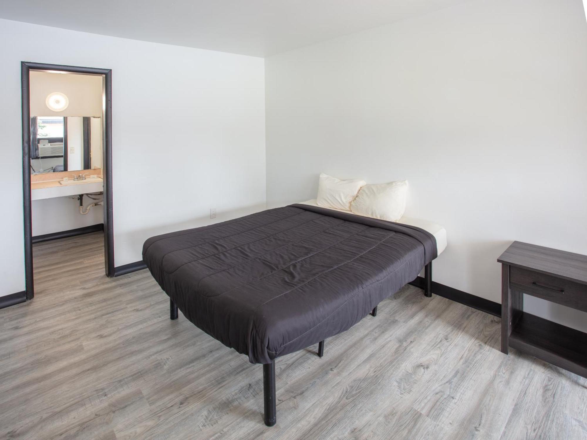 Queen Suite