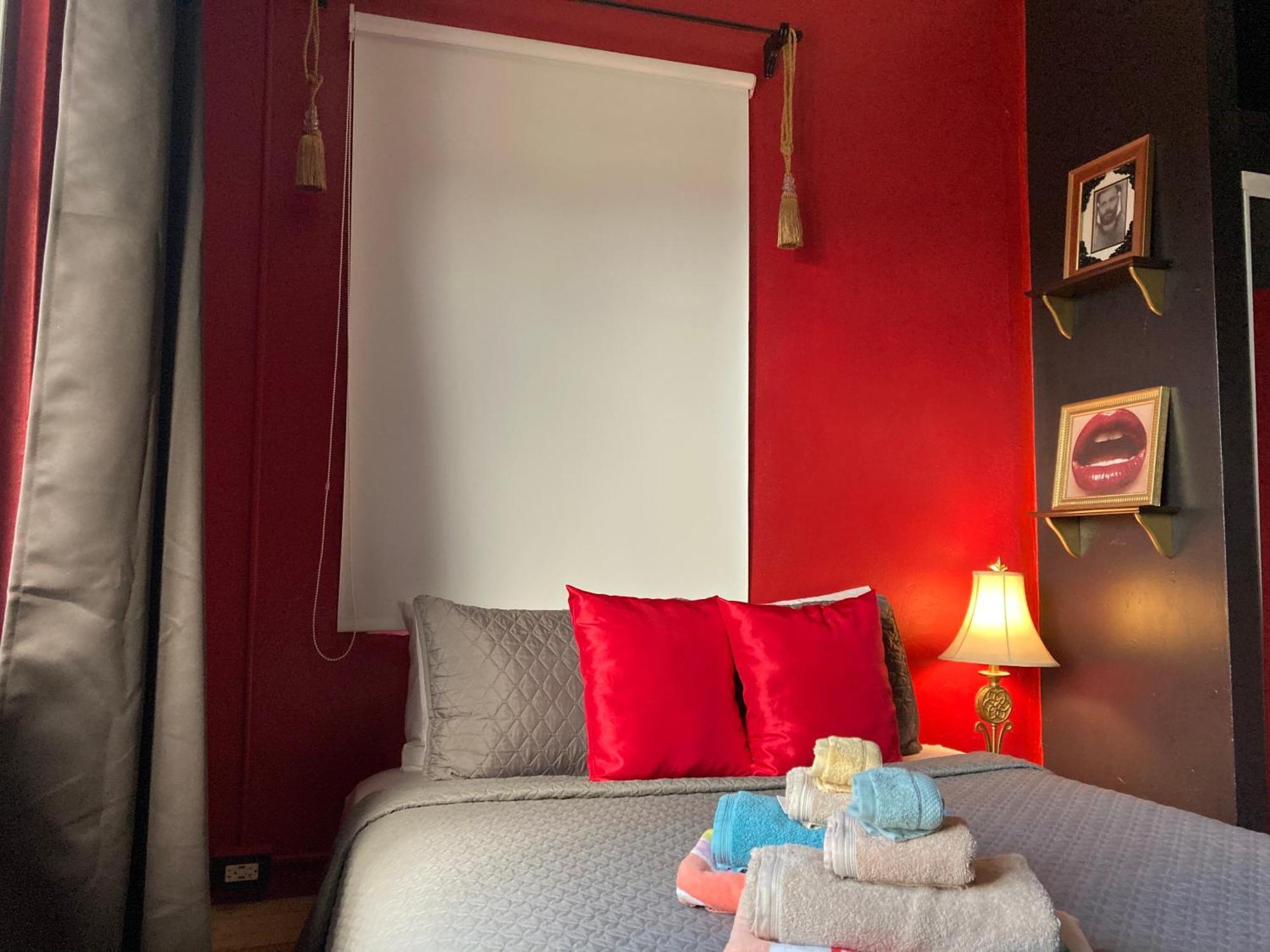 Triple Room with Private Bathroom