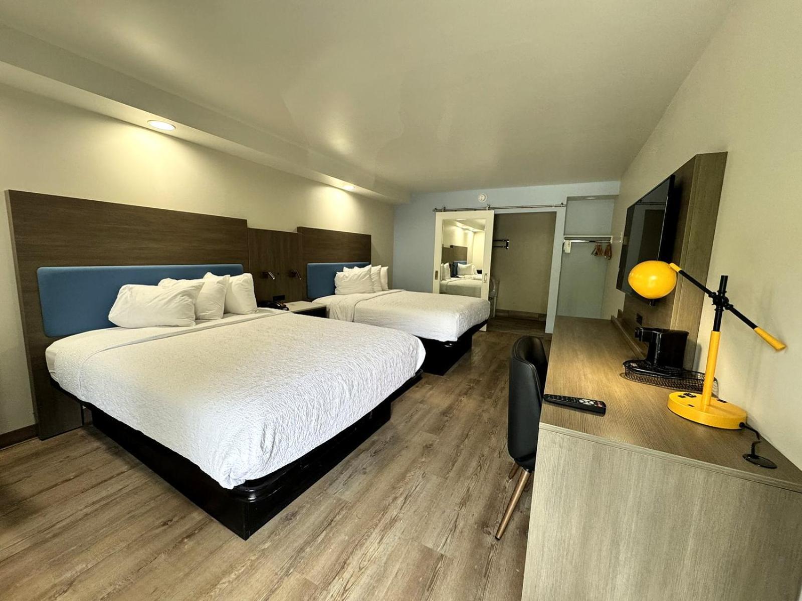 Double Room,1770574632:JPEG