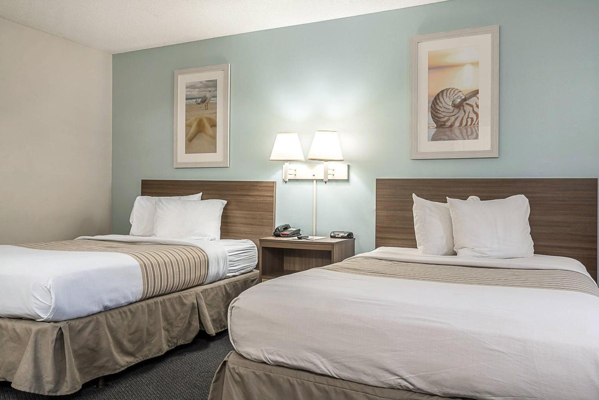 Double Room with Two Double Beds - Non-Smoking