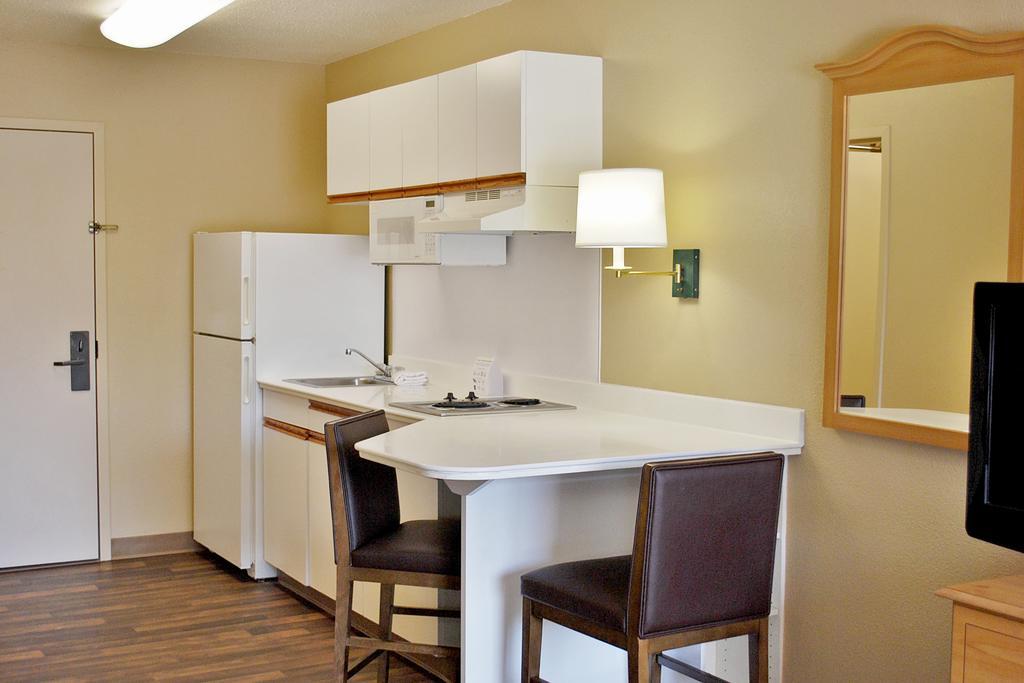 Studio with 2 Double Beds - Non-Smoking