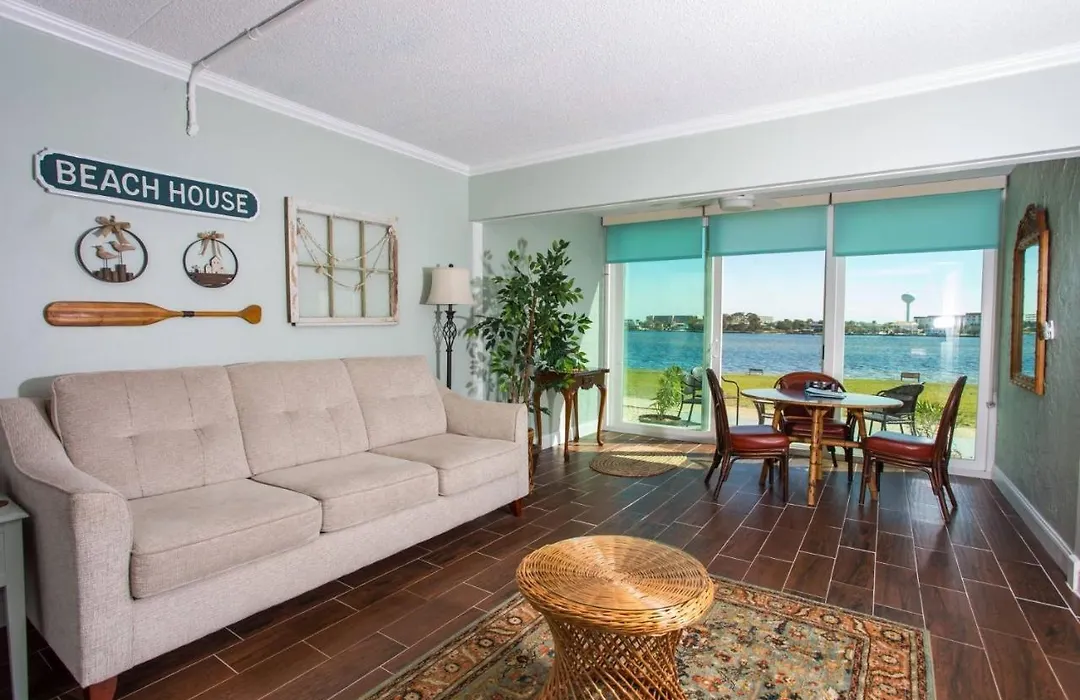 Sea Palm Condos 5E-1