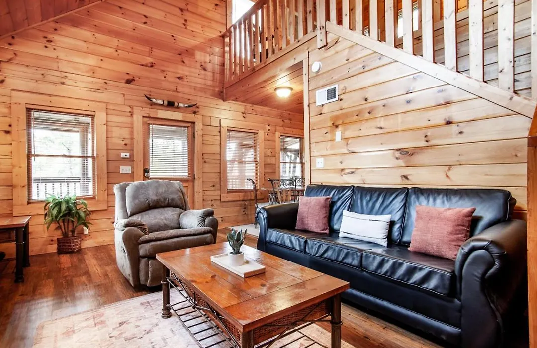 Stairway To Heaven - Hot Tub, Pool, Prime Location-1