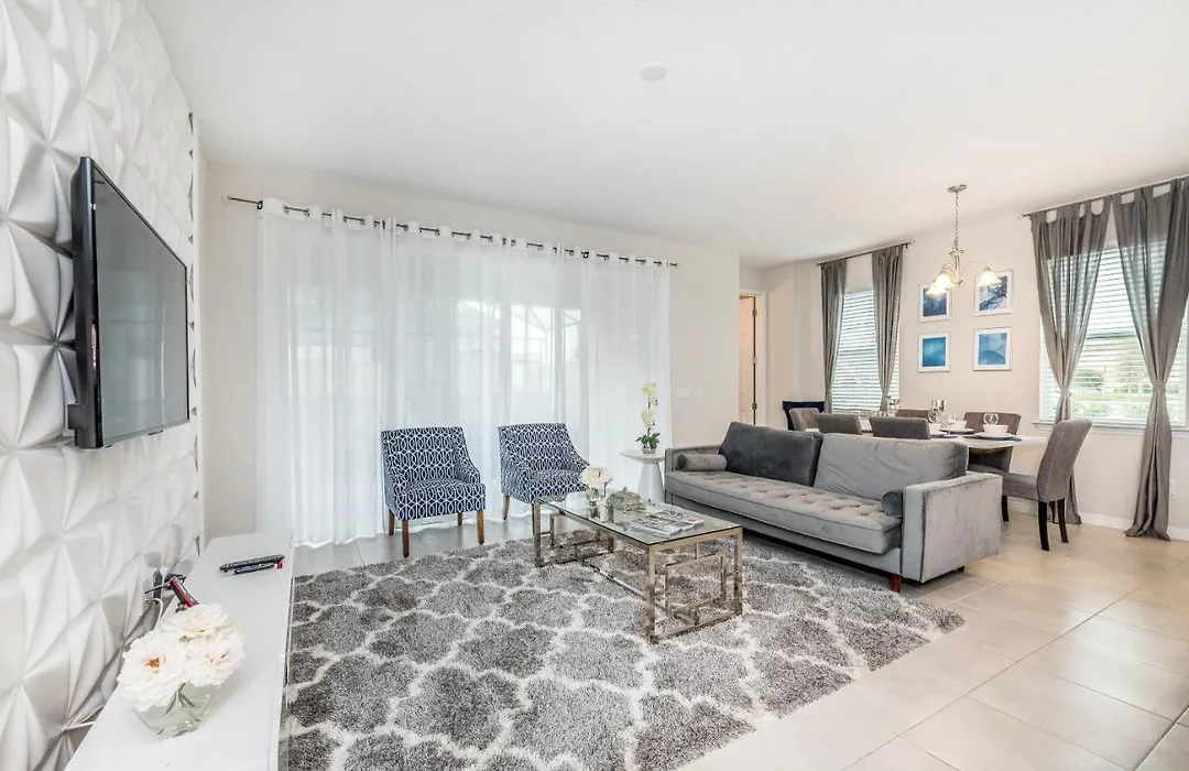 Solara Resort Townhome, 15 Minutes From Disney-1