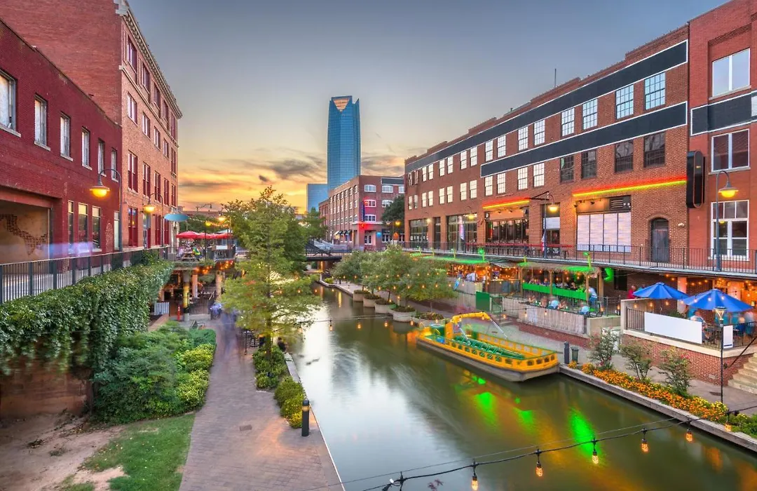 Bricktown Hotel & Extended Stay-1