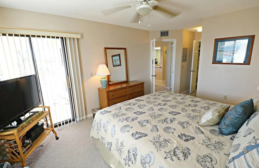 Ocean Village Club N21-1