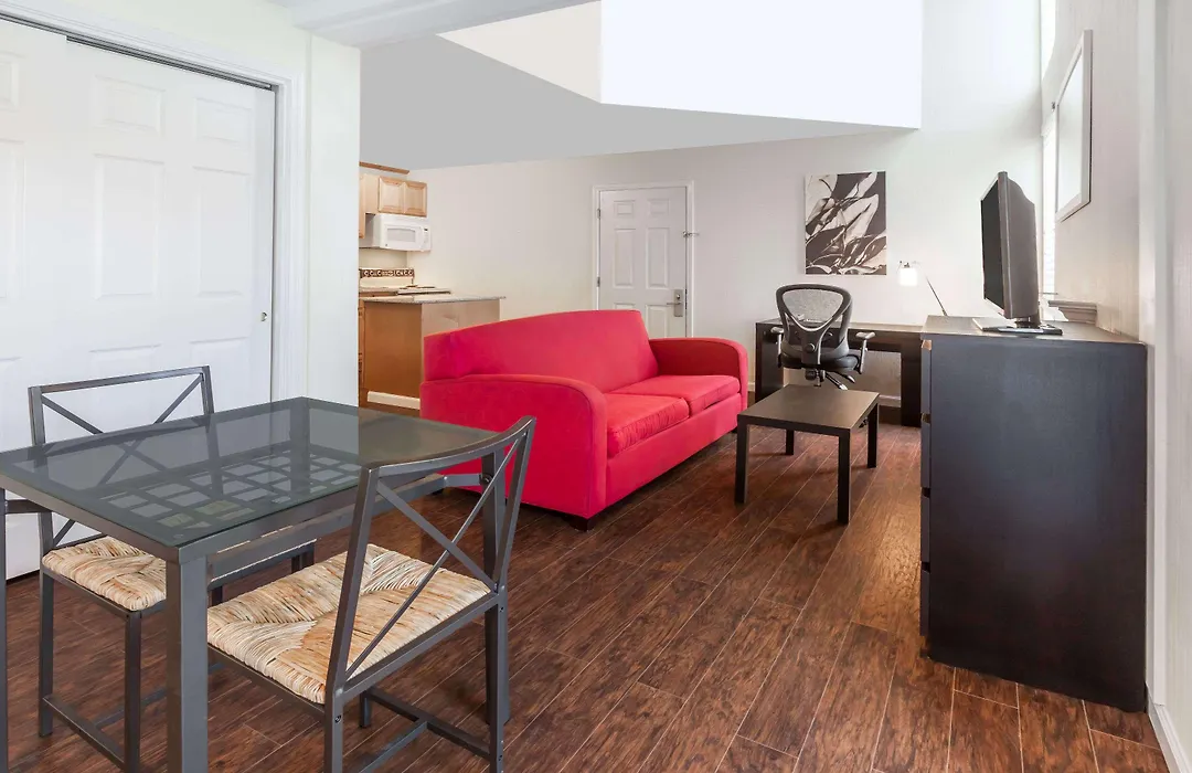 Hawthorn Suites Dallas Love Field-1