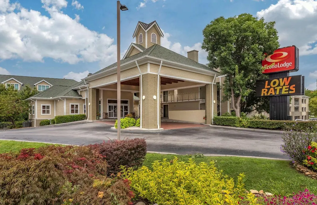 Econo Lodge Pigeon Forge Riverside-1