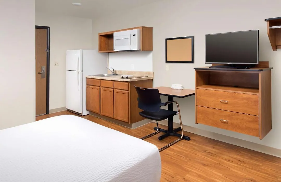 Extended Stay America Select Suites - Kansas City - Stadium-1