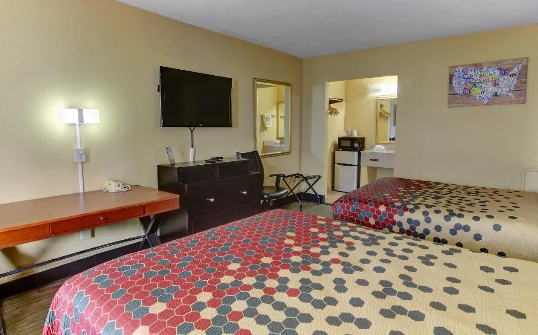 Econo Lodge Virginia Beach Town Center-1