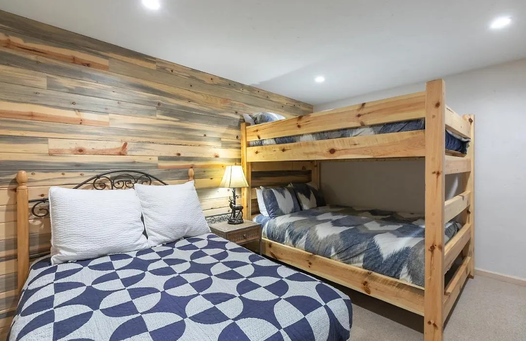 Park Place Quandary Peak Condo: Ski-In, Downtown Breck-1