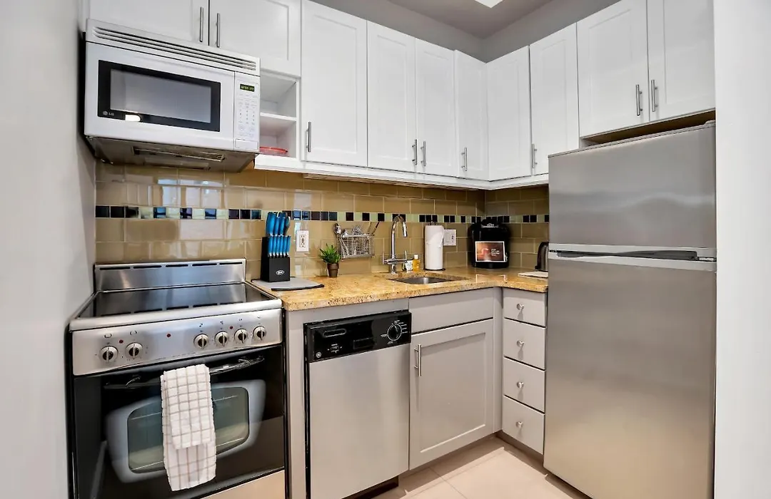 National At 888 Sixth Avenue - Furnished Apartments-1