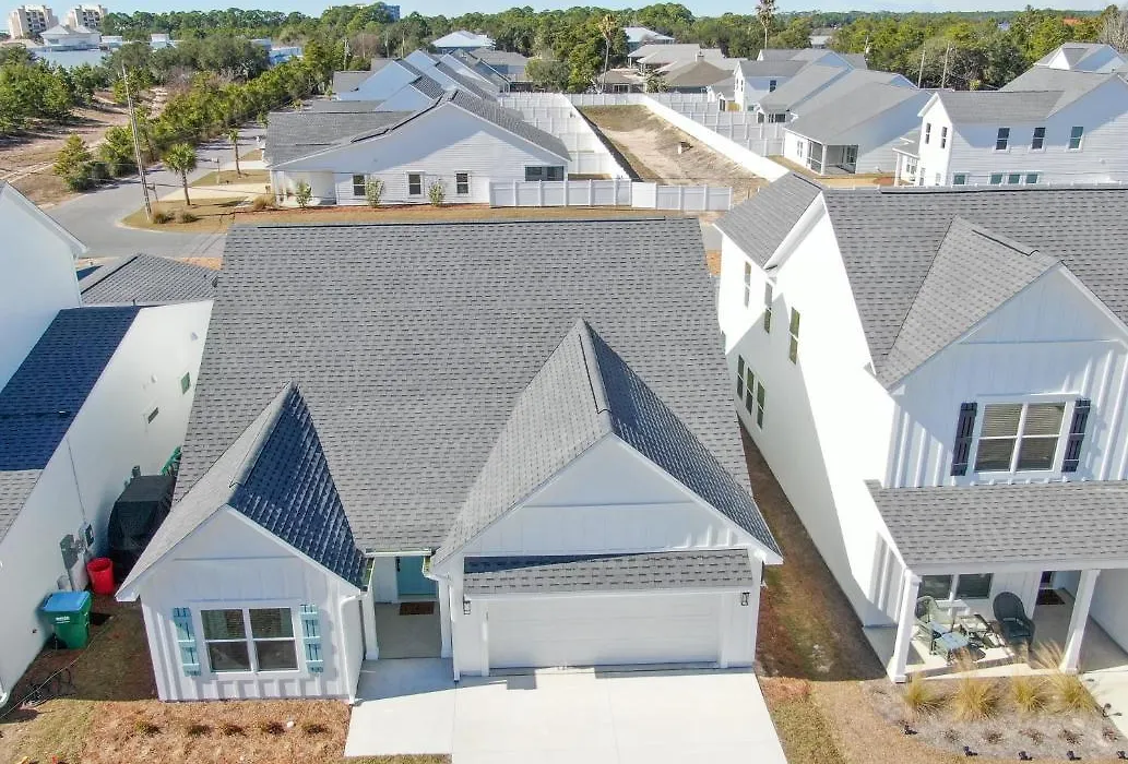 Goin Coastal By Nautical Properties Vacation Rentals-1