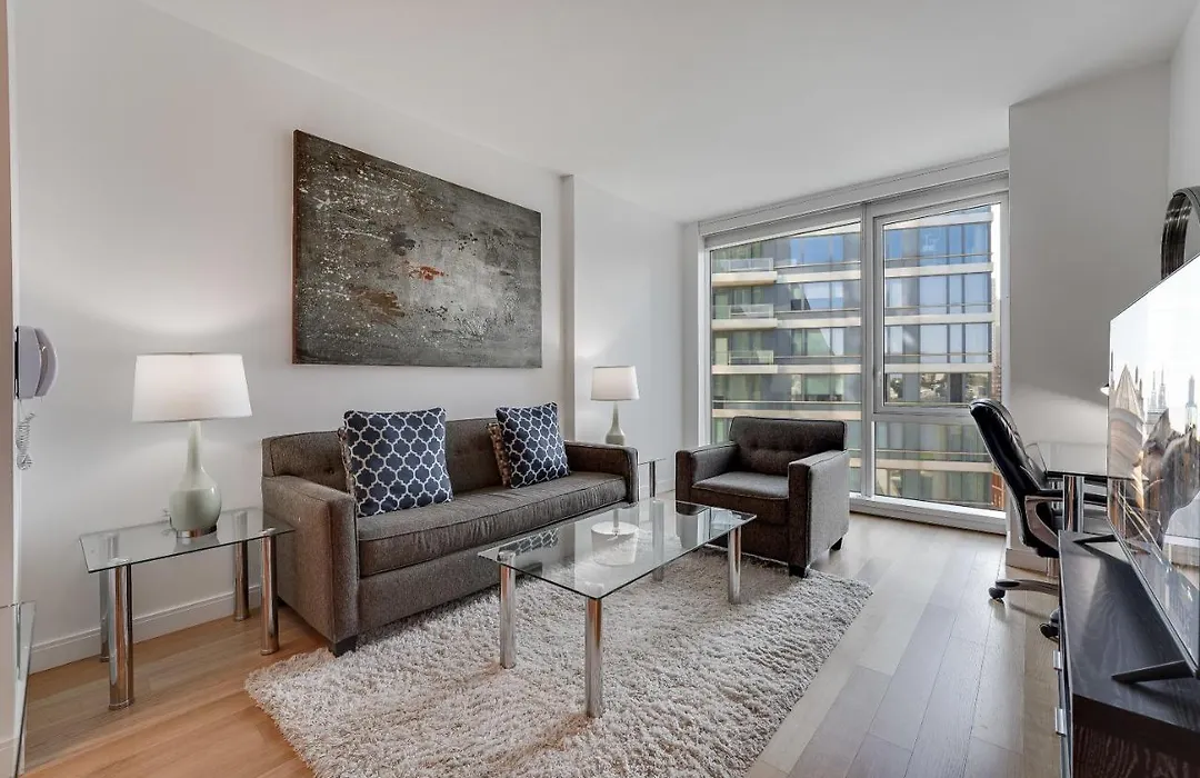 Global Luxury Suites At Via 57-1