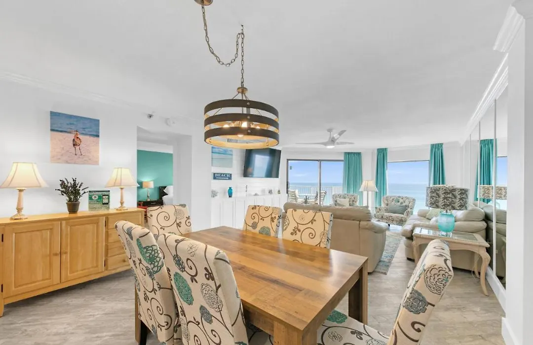 Inlet Reef 607 - Beach Front And Spacious With Free Beach Service-1