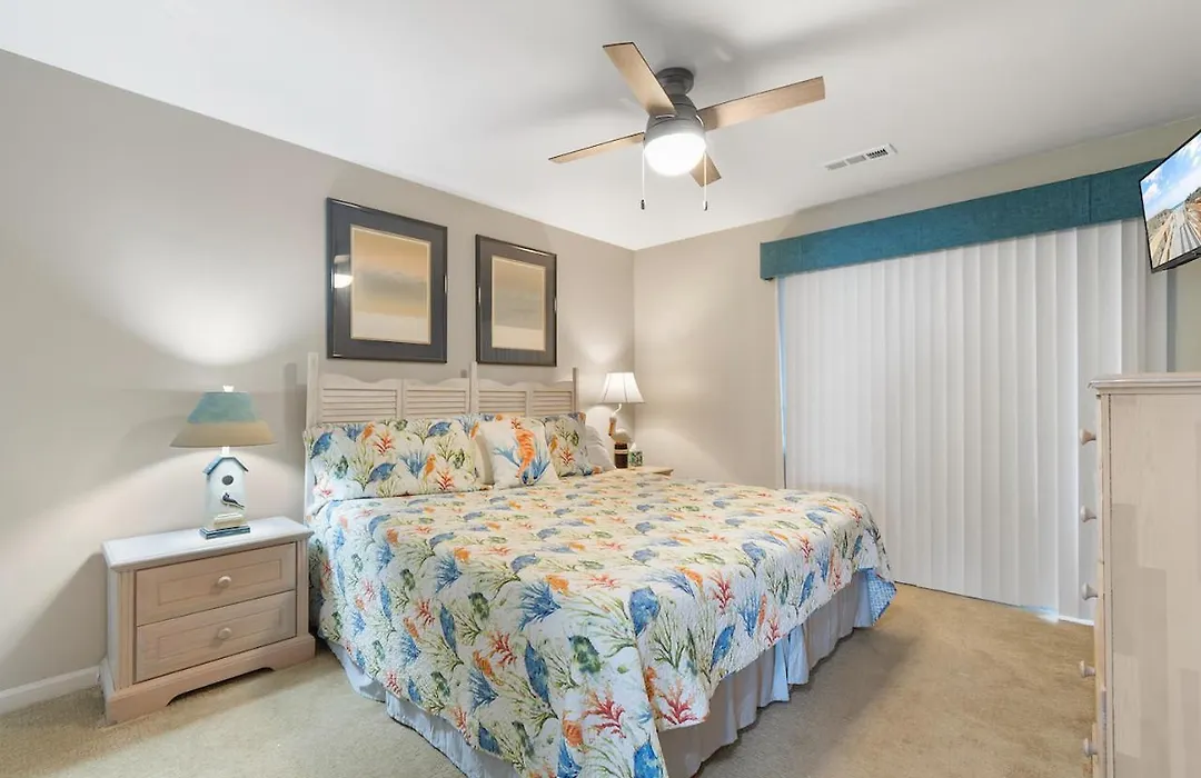 Dolphin Cove Unit 3F-1