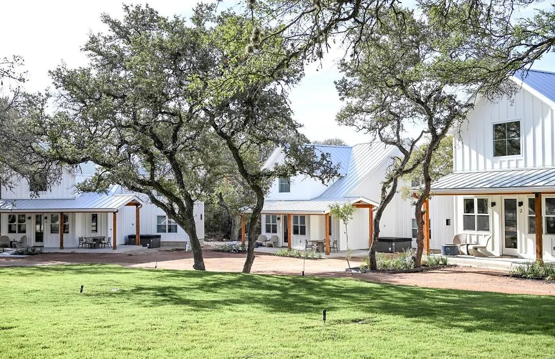 Camp Hideaway Gruene-1