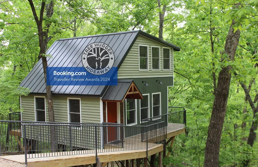 Secluded Treehouse In The Woods - Tree Hugger Hideaway-1