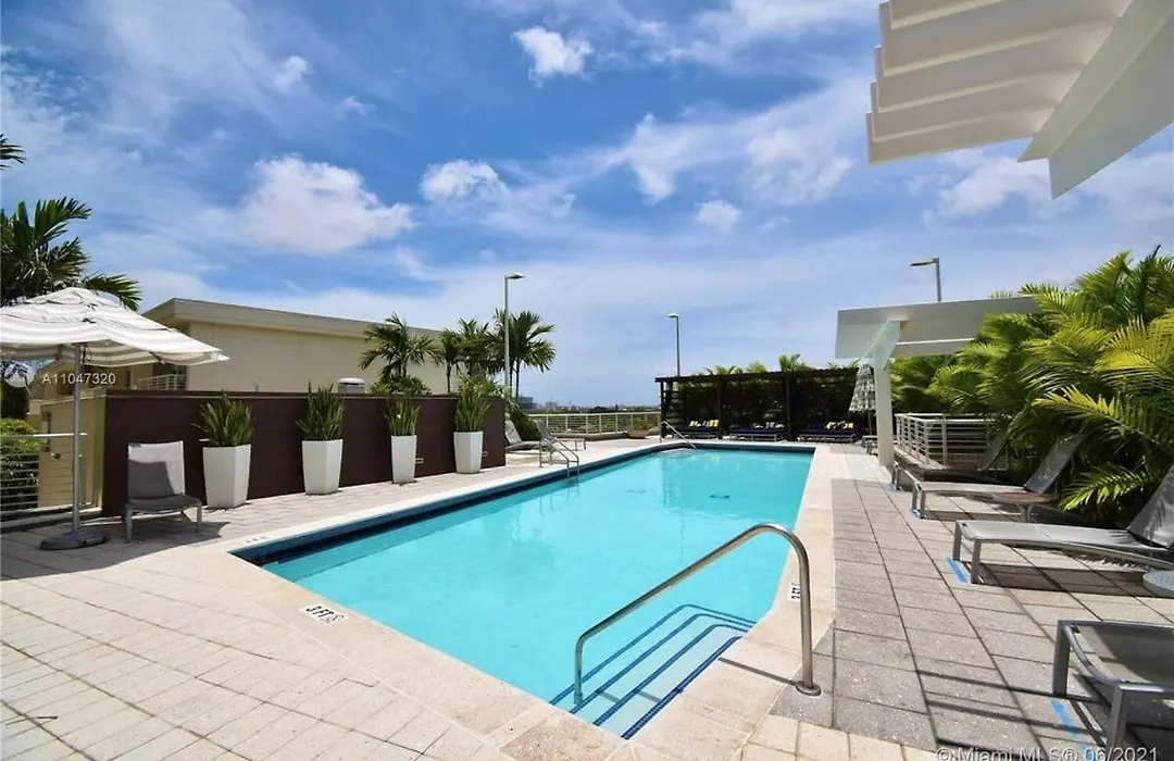 City Condo In Midtown Wynwood With Pool And Parking-1