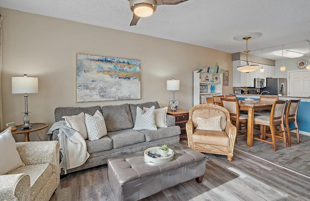 Crescent At Miramar 112-1