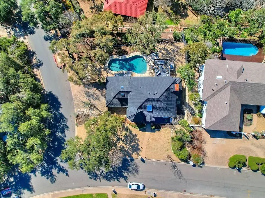 Austin 4 Bedroom Designer Pool Home-1