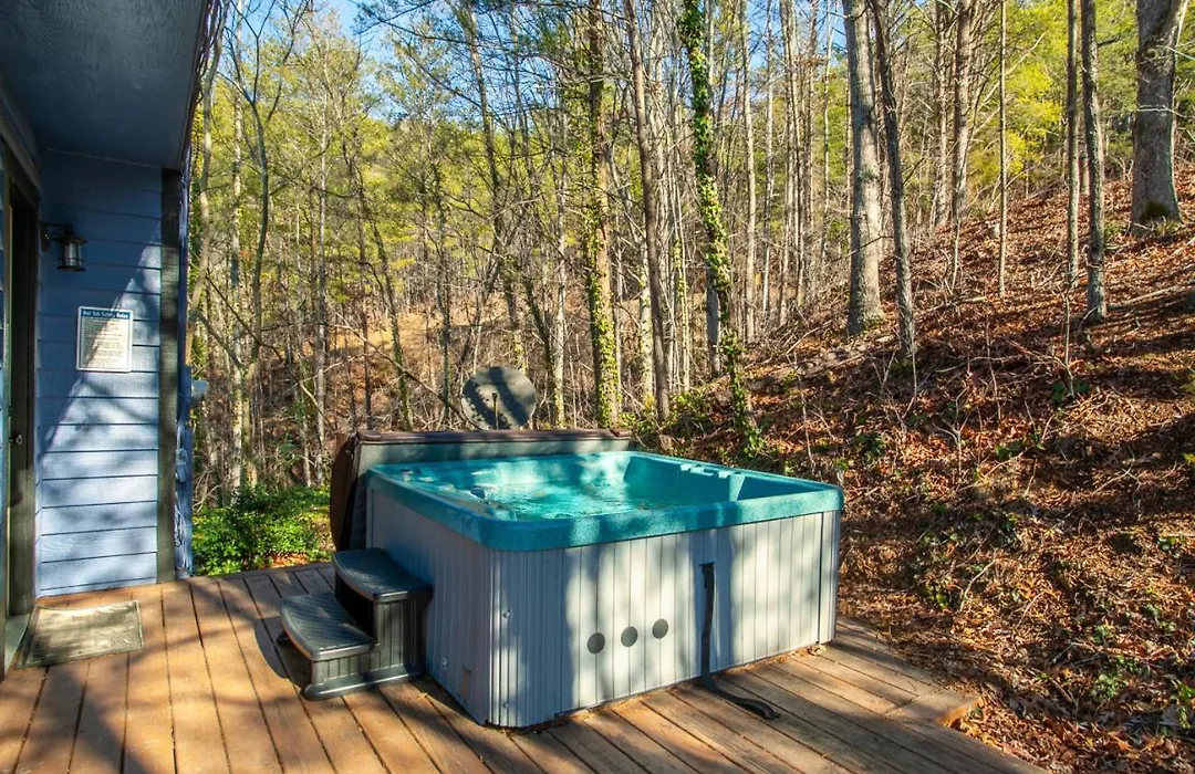 Hot Tub 7 Min To Parkway More-1