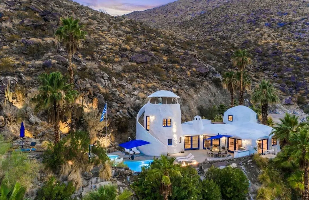 Santorini House Panoramic Palm Springs Views-1
