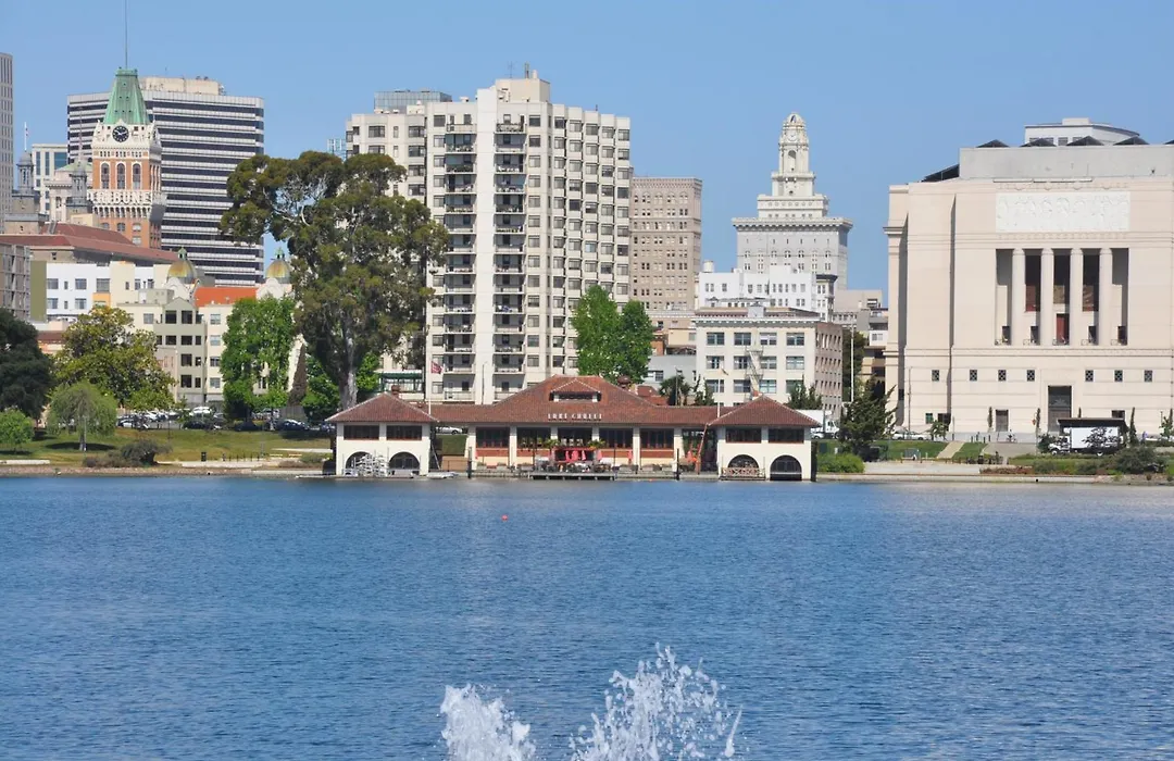 Econo Lodge Oakland Lake Merritt Area-1