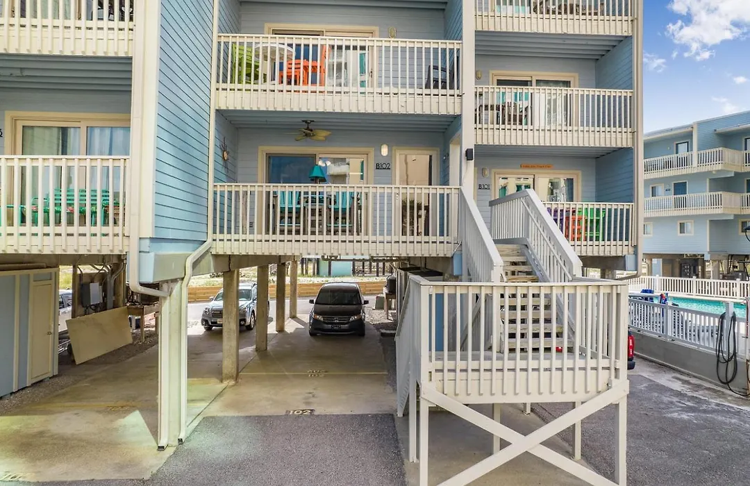 Summer House West B102 By Vacation Homes Collection-1