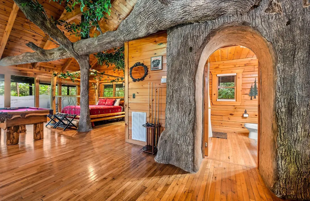 Gatlinburg Enchanted Treehouse By Stony Brook Cabins-1