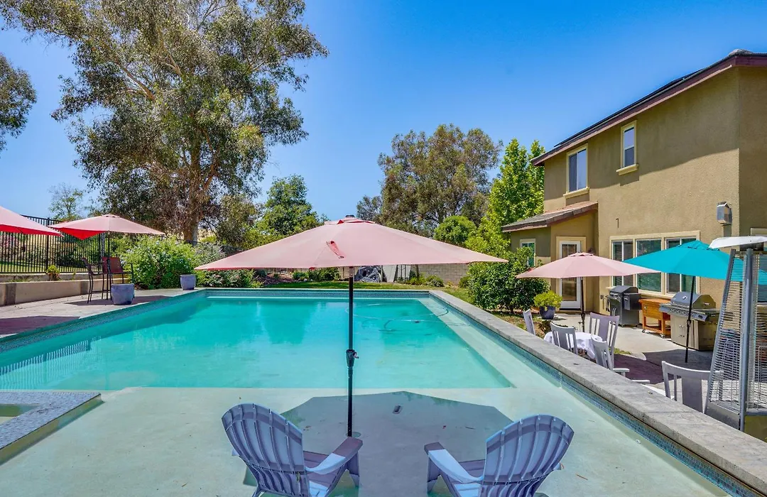 Rio Bravo Country Club Home In Bakersfield W/ Pool-1