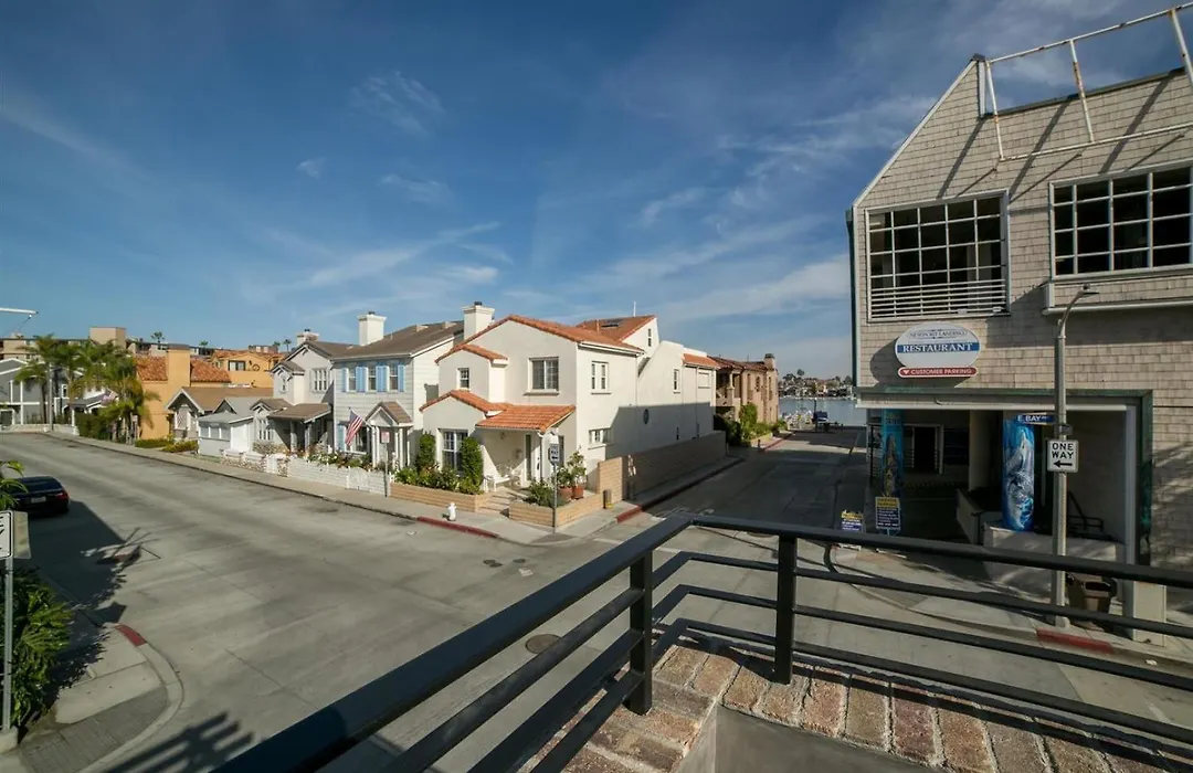 501 E Bay Ave-1