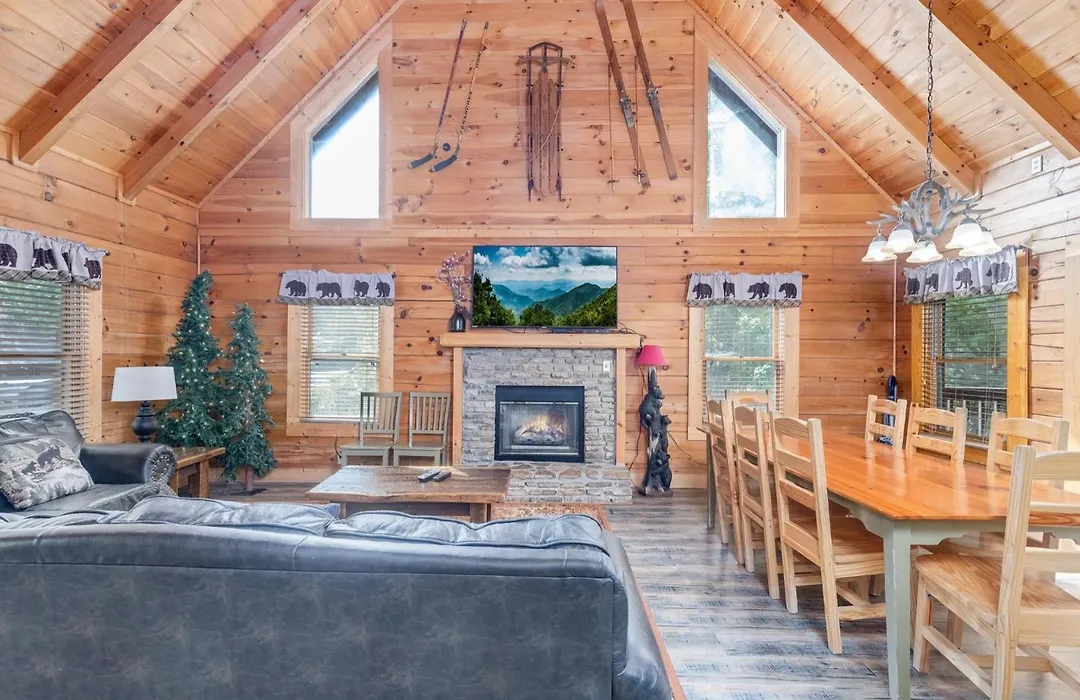 Er101 - Heavenly Hideaway Great Location - Close To Town! Cabin-1