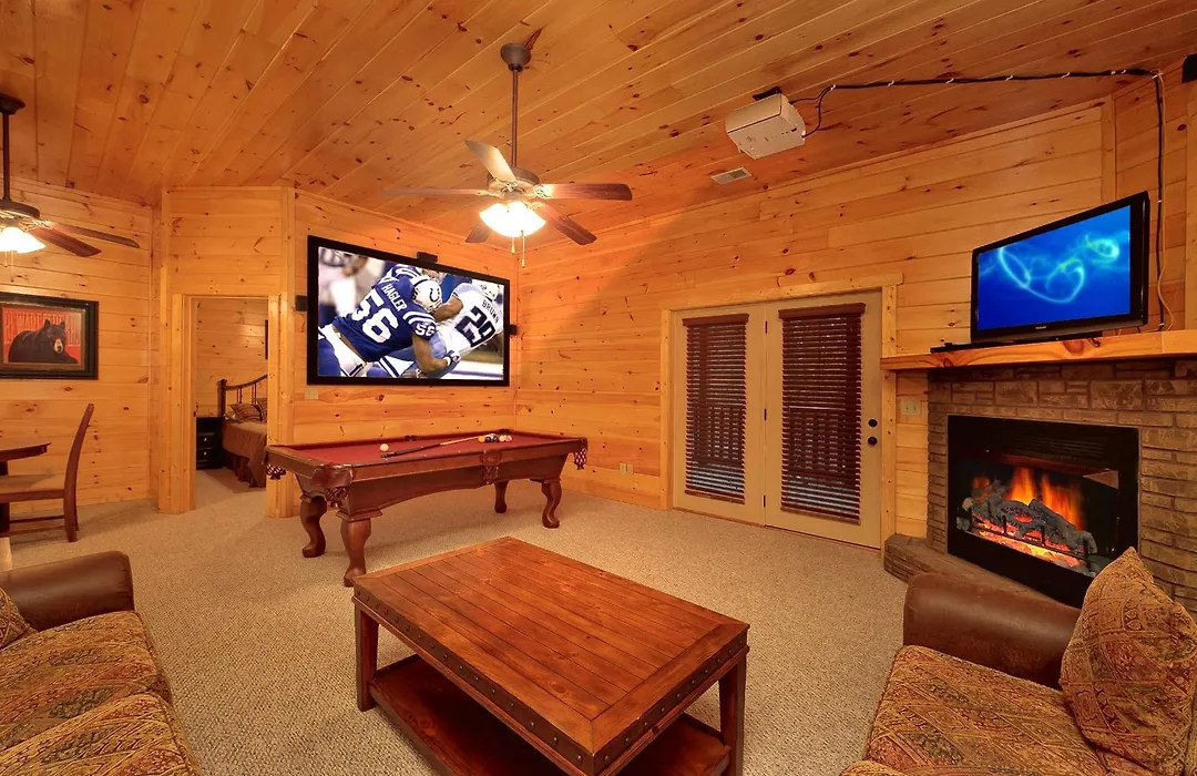 Cozy Hot Tub Cabin Outdoor Fireplace-1