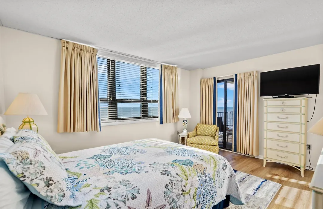 Arcadian II 11E - Oceanfront - Shore Drive Section-1