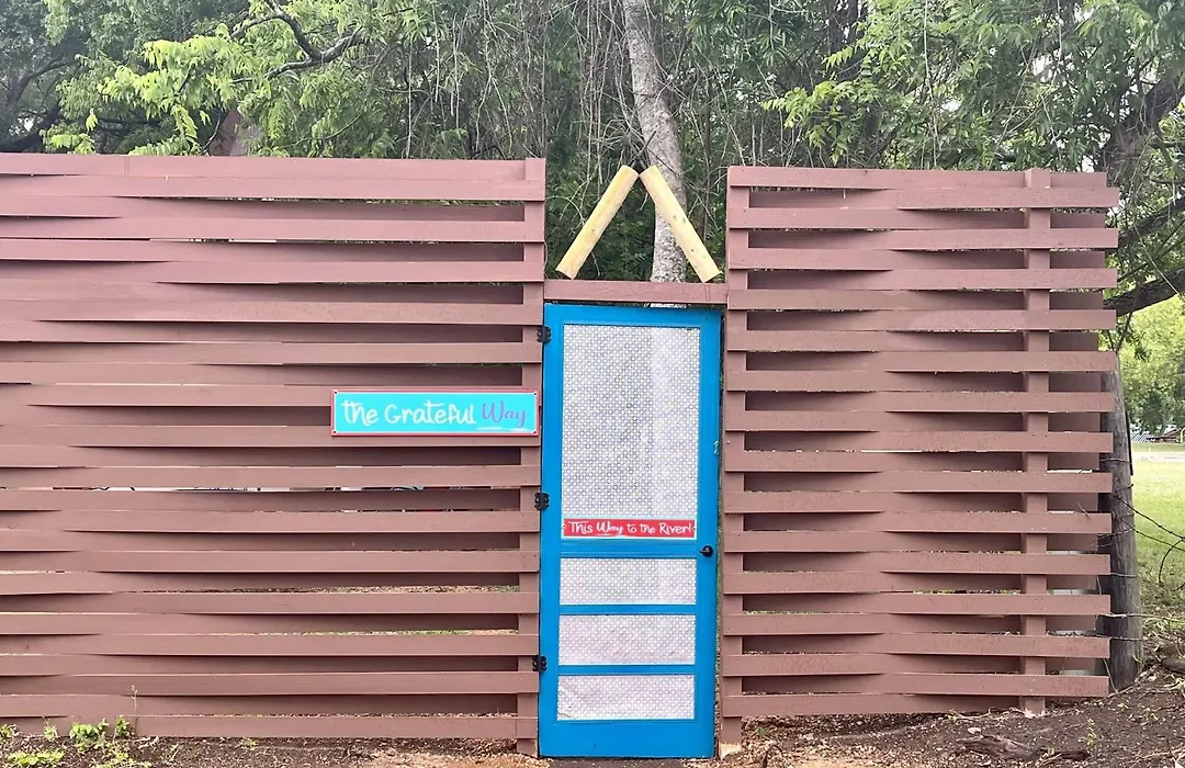 Hunka Hunka Cabin-1