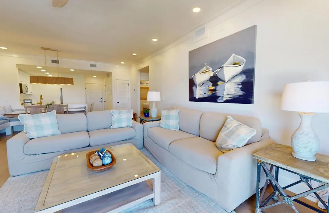Beach Manor 1206-1