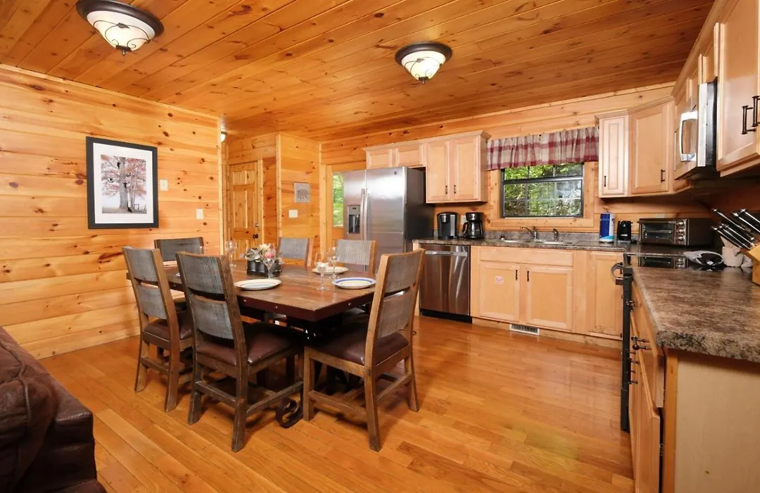 Little Bear Cabin-1