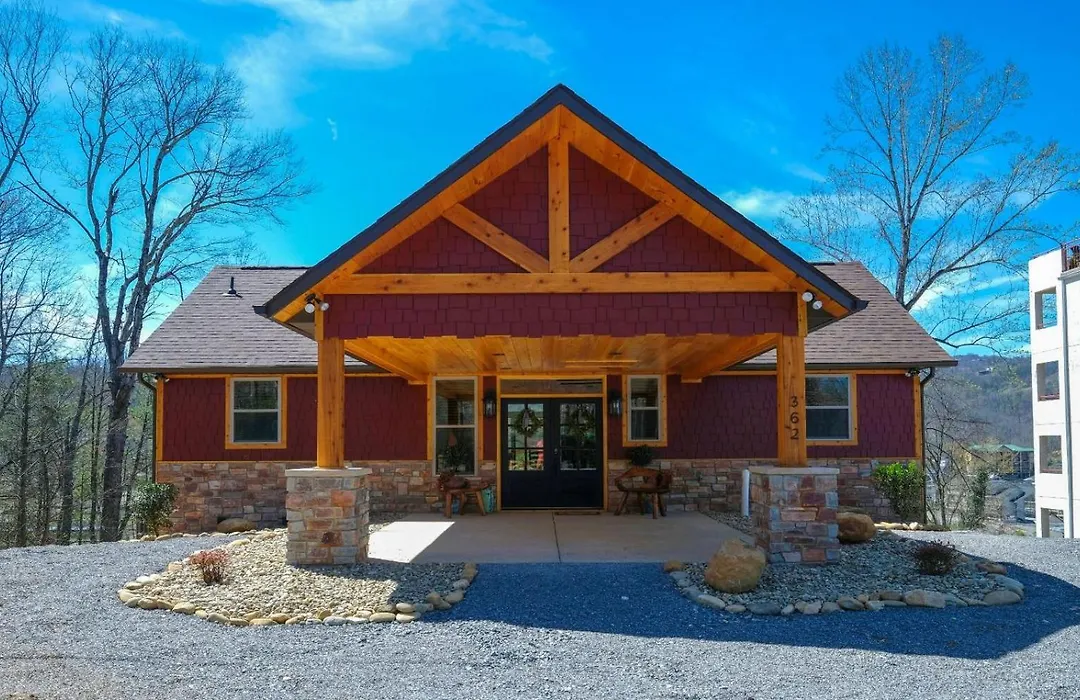 Holly Ridge Hideaway-1