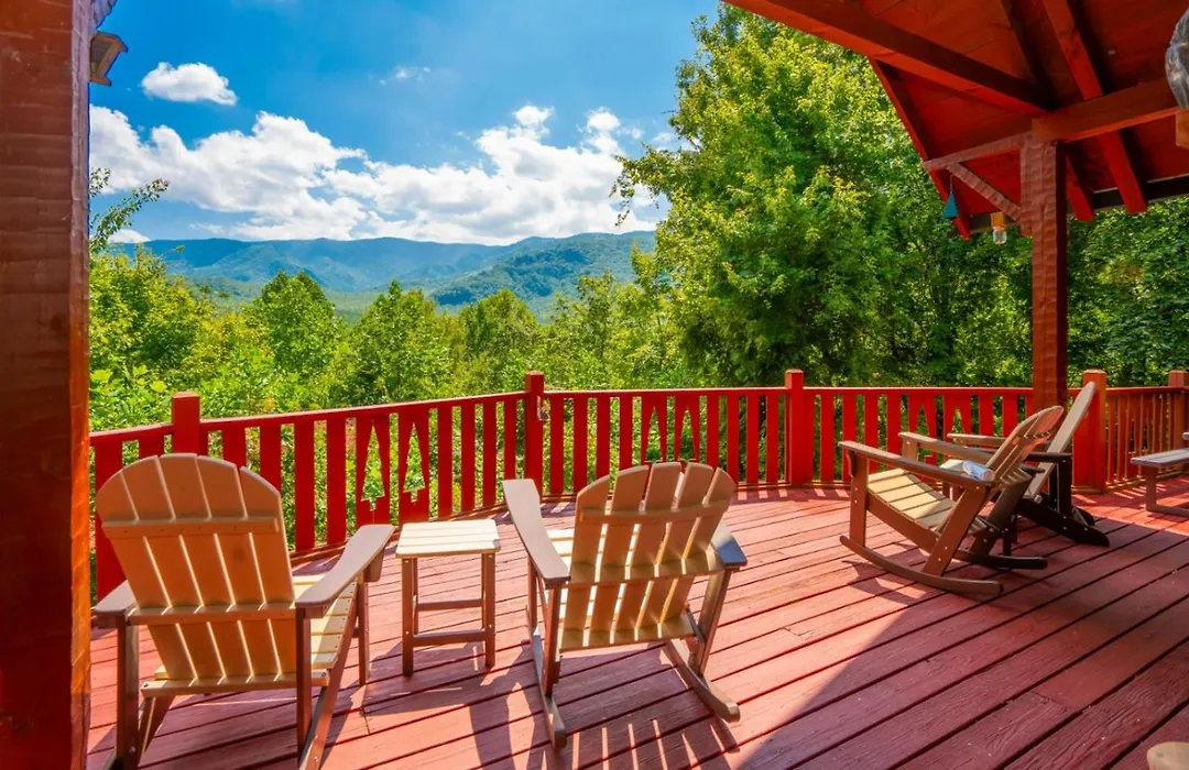 Treetop Retreat-1
