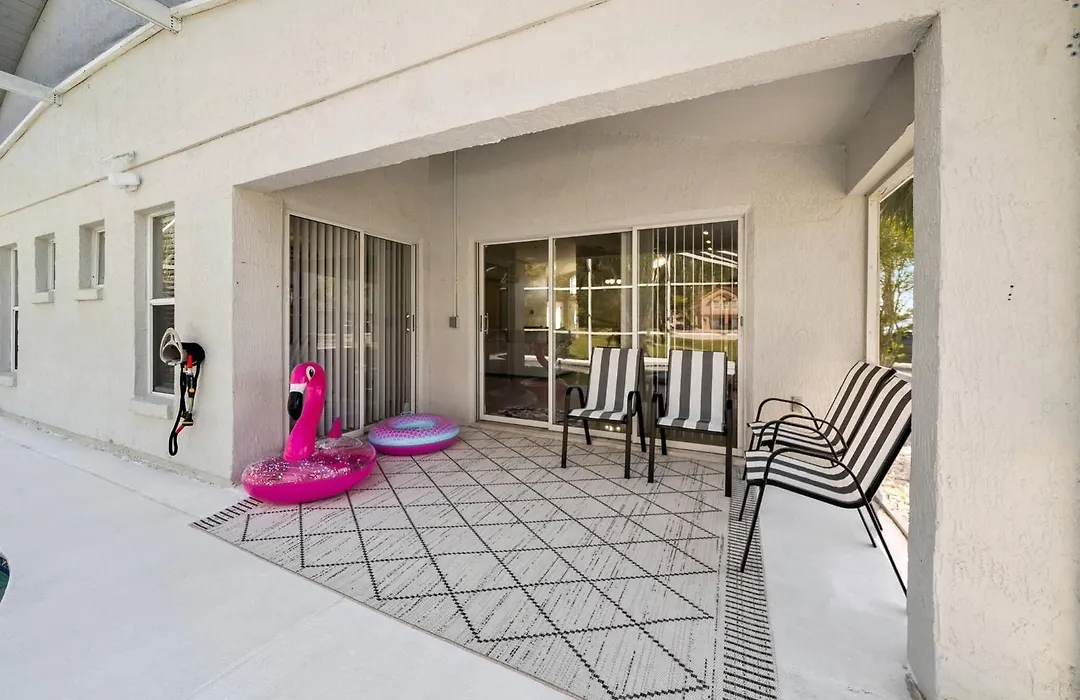 Family Friendly Pool Home 4Rooms-1