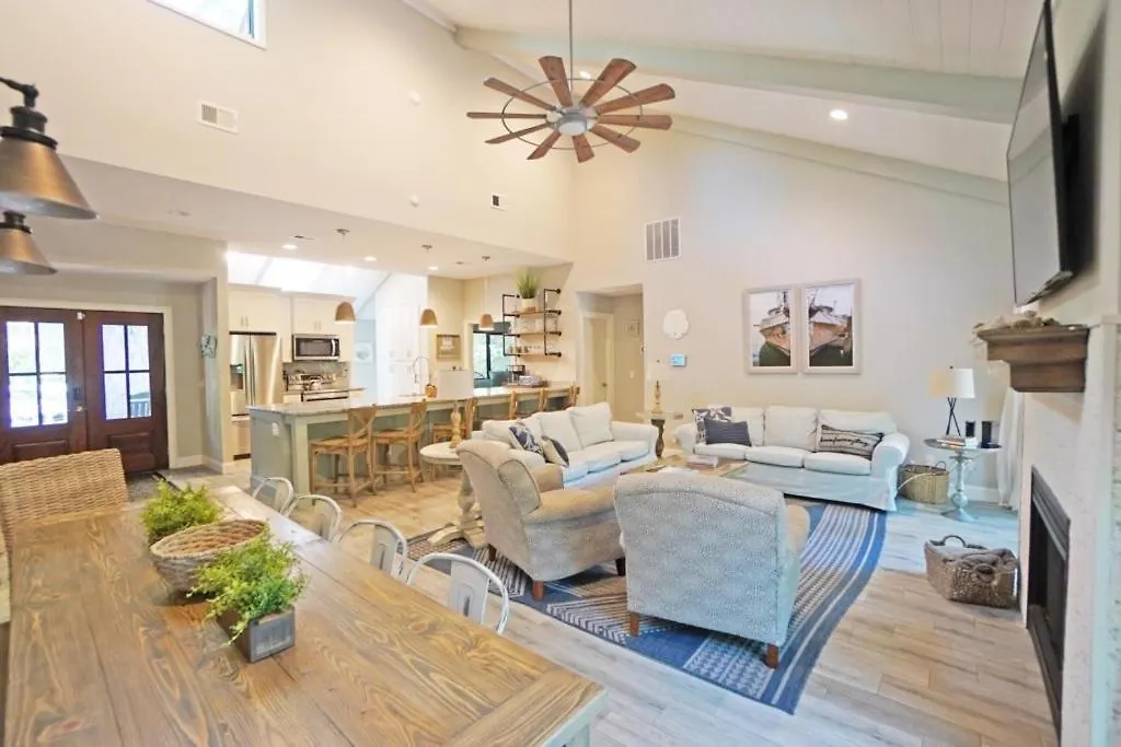 Shady Pines - Sea Pines 8 Wildwood Ct Home-1