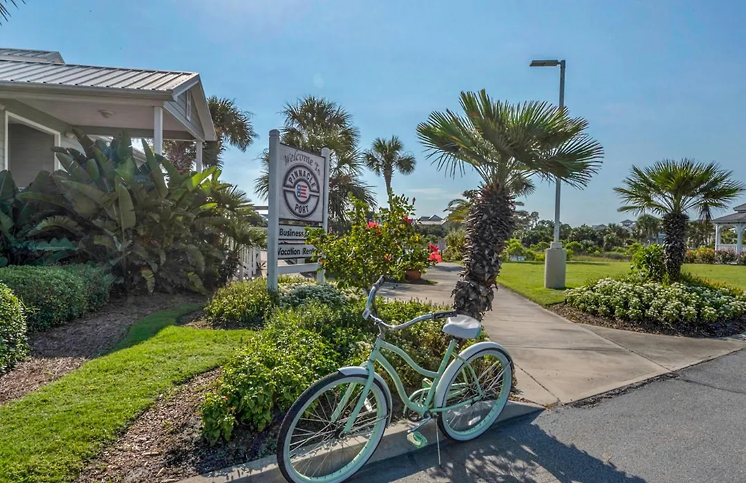 Pinnacle Port Condos-1