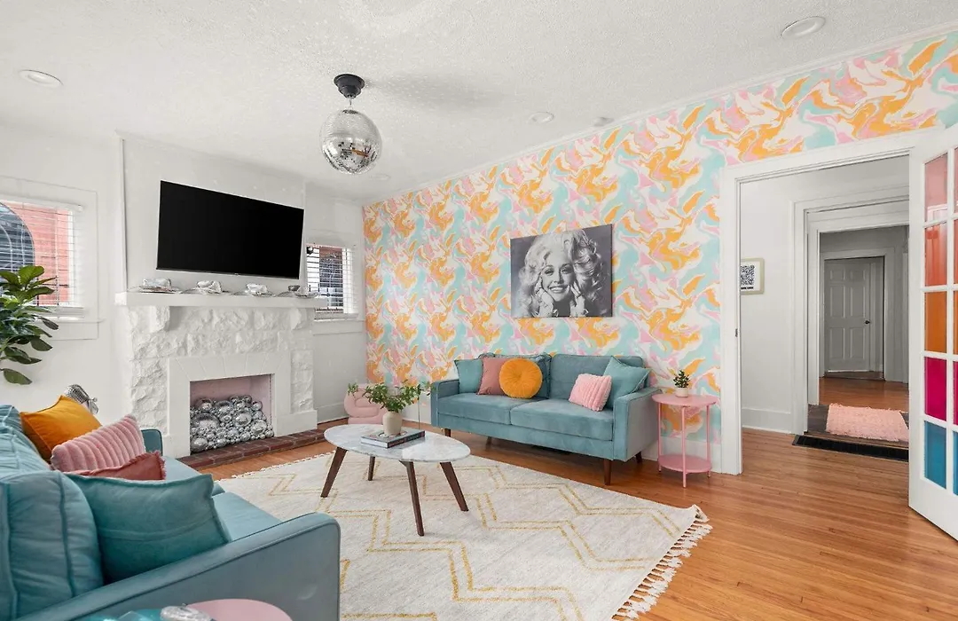 The Dolly House On Music Row - 7Br - Sleeps 22-1