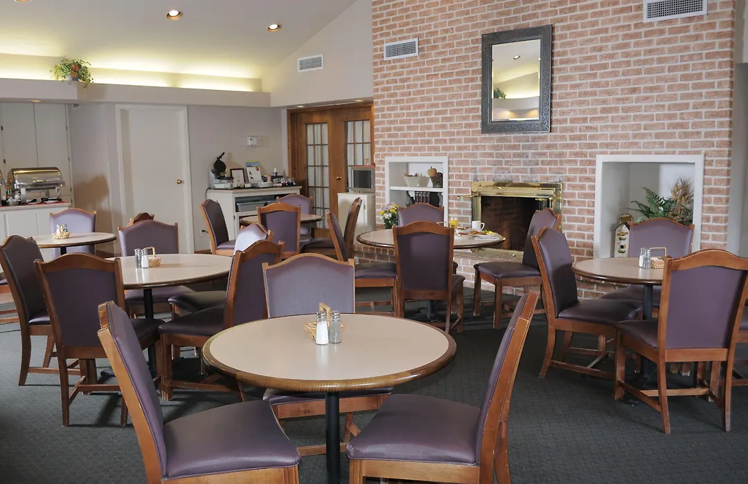 Hawthorn Extended Stay By Wyndham Green Bay-1