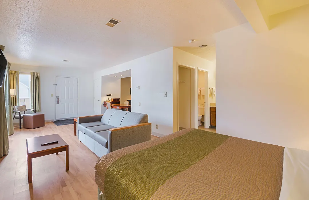 Studio 6 Extended Stay - Greensboro, Nc-1