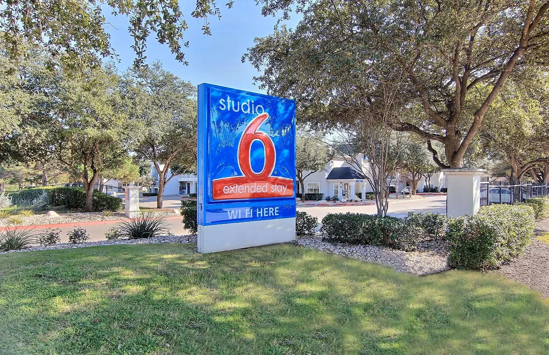 Studio 6 Extended Stay - Austin, Tx - Midtown-1