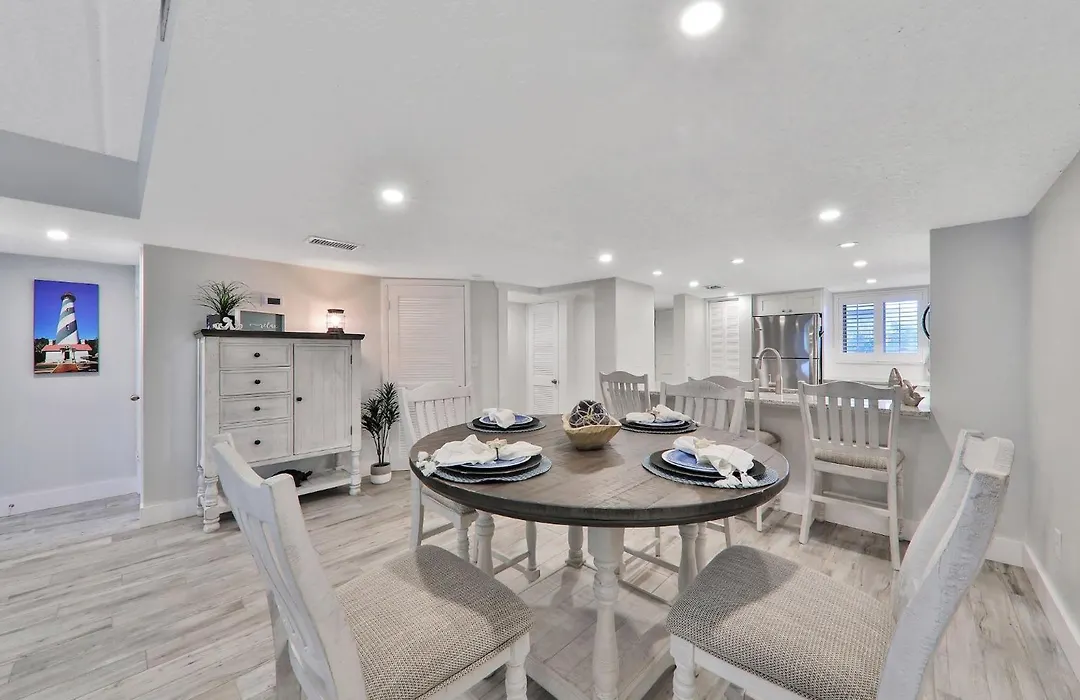 Pier Point South Ocean View Condo D-44-1